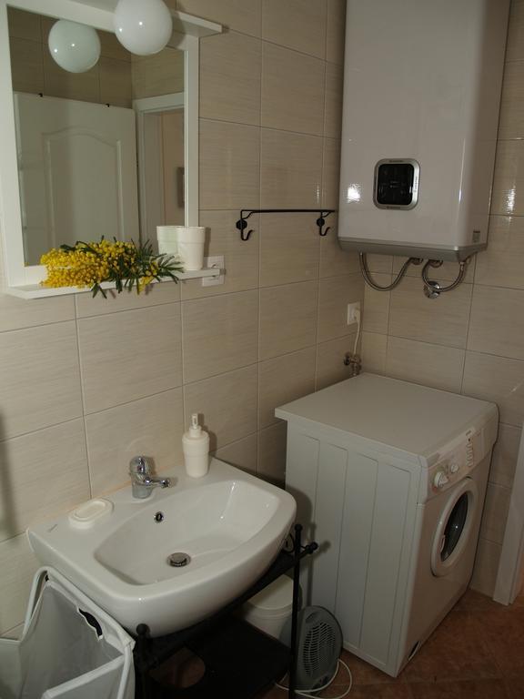 Ribarska Kuca Romana Premantura Room photo